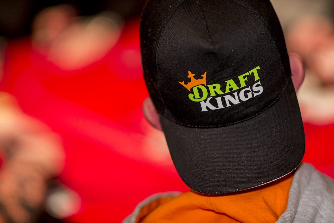 DraftKings Introduces Illinois Transaction Fee Following FanDuel’s Lead
