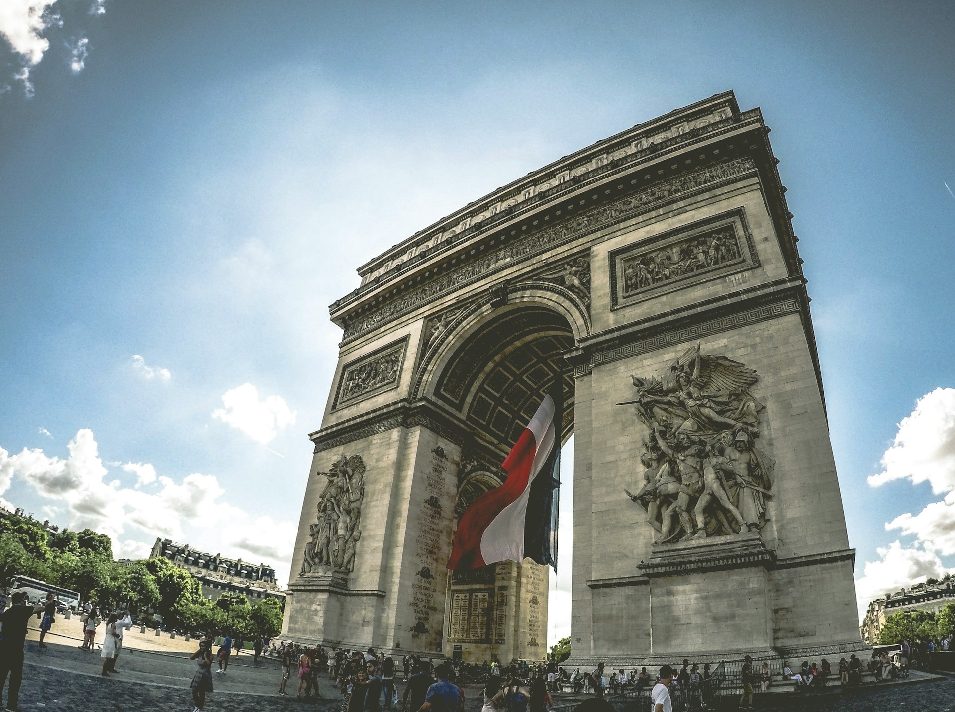 ANJ Advocates for ‘Stringent Regulation’ of iGaming in France