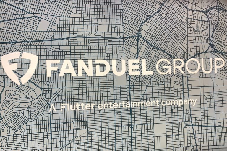 Flutter Acquires Full Ownership of FanDuel as Boyd Divests Stake