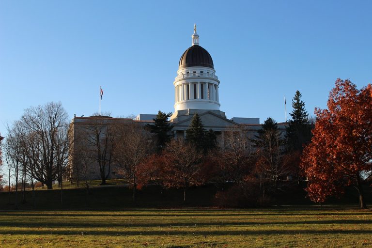 Maine Governor Postpones Decision on Online Gaming Legislation
